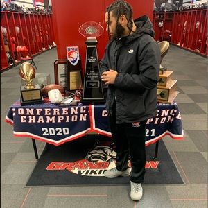 Meet your Posher, Anthony